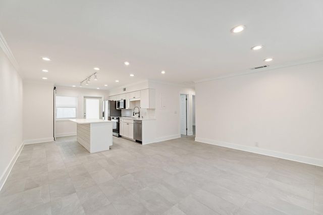 624 Southwind Circle 3, North Palm Beach, FL 33408