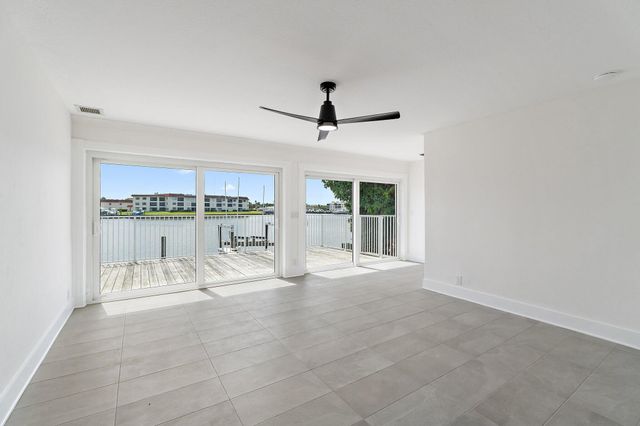624 Southwind Circle 3, North Palm Beach, FL 33408