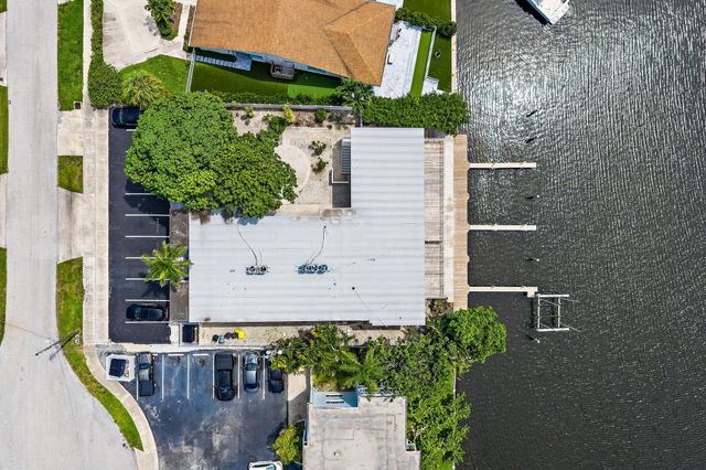 624 Southwind Circle 3, North Palm Beach, FL 33408
