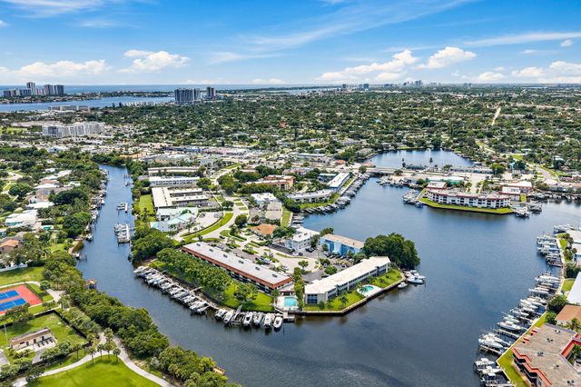 624 Southwind Circle 3, North Palm Beach, FL 33408