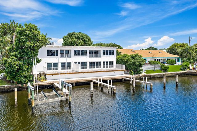 624 Southwind Circle 3, North Palm Beach, FL 33408