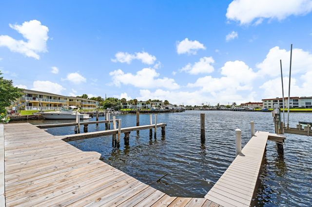 624 Southwind Circle 3, North Palm Beach, FL 33408