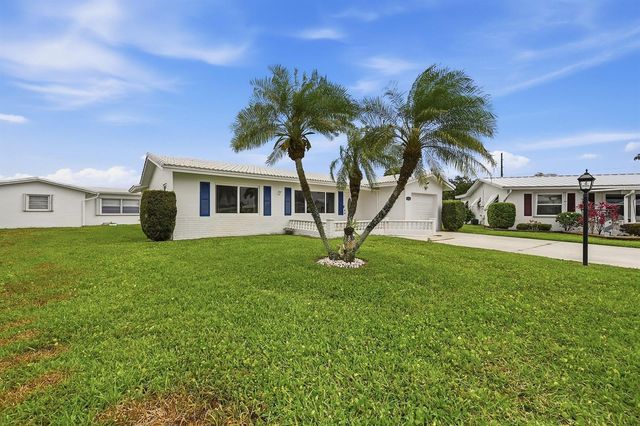 1316 SW 23rd Street, Boynton Beach, FL 33426