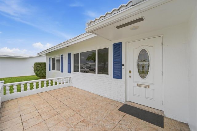 1316 SW 23rd Street, Boynton Beach, FL 33426