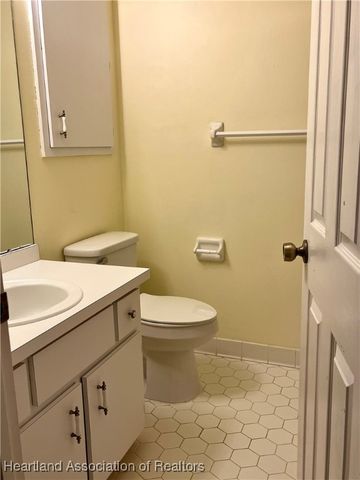 2527 Davis Circle, Sebring, FL 33870