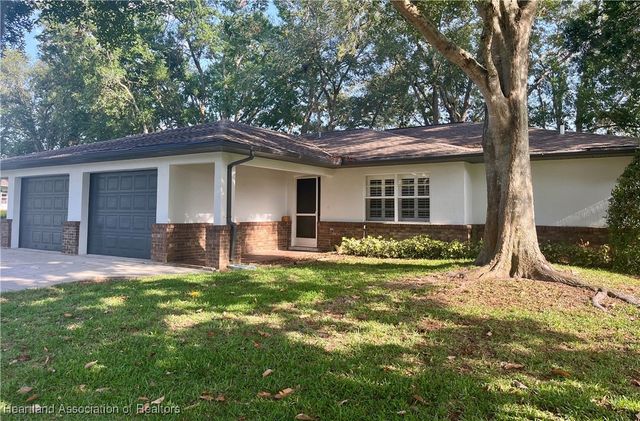 2527 Davis Circle, Sebring, FL 33870