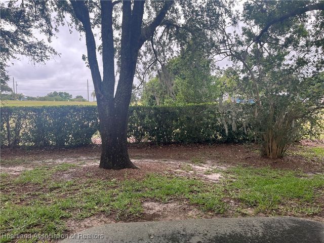 2527 Davis Circle, Sebring, FL 33870