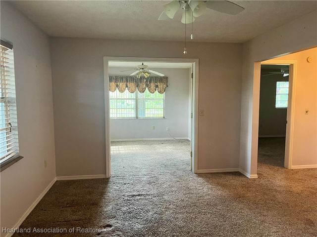2527 Davis Circle, Sebring, FL 33870