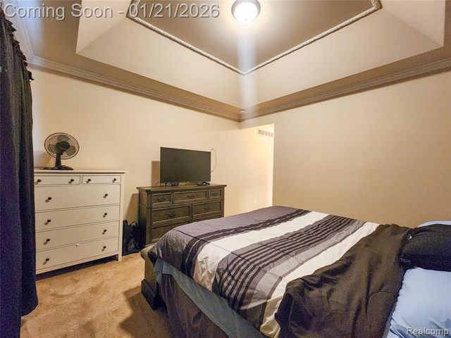 30475 Berghway Trail, Warren, MI 48092