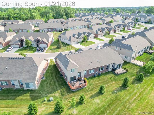 30475 Berghway Trail, Warren, MI 48092