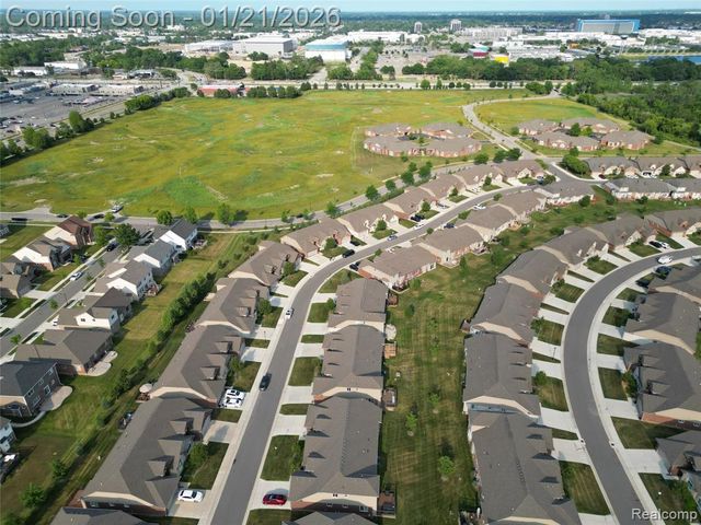 30475 Berghway Trail, Warren, MI 48092