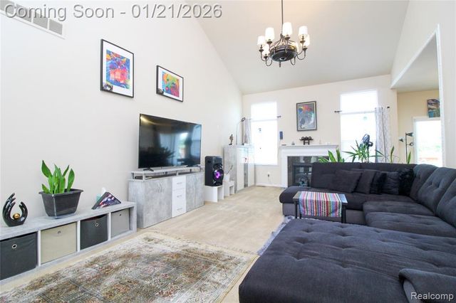 30475 Berghway Trail, Warren, MI 48092