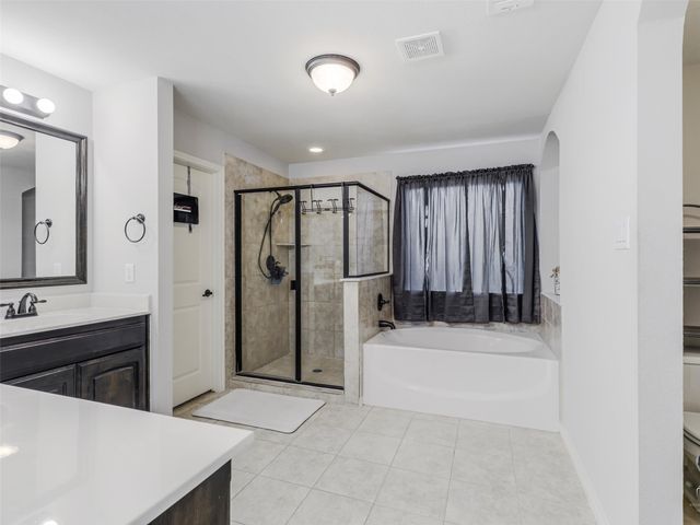 216 Wolf Drive, Forney, TX 75126