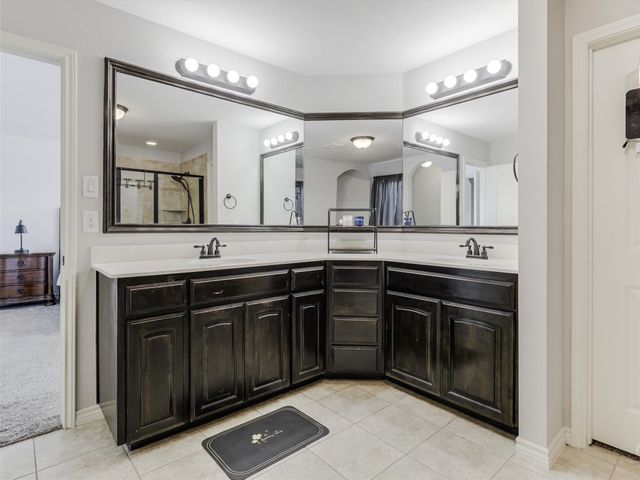 216 Wolf Drive, Forney, TX 75126