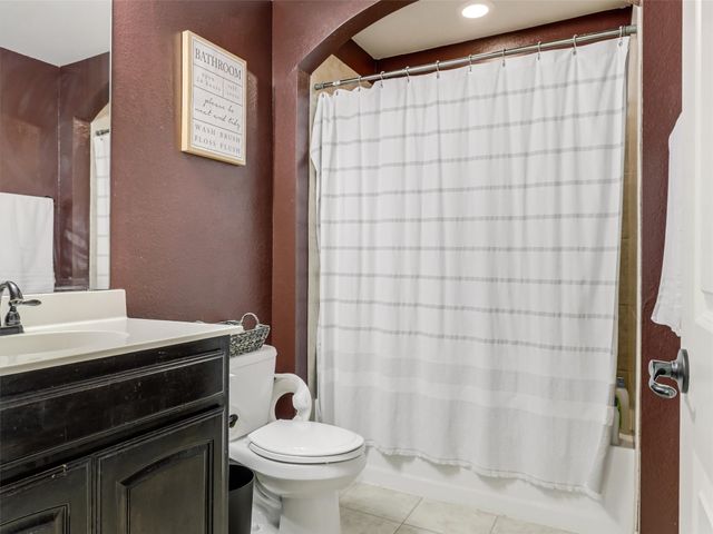 216 Wolf Drive, Forney, TX 75126