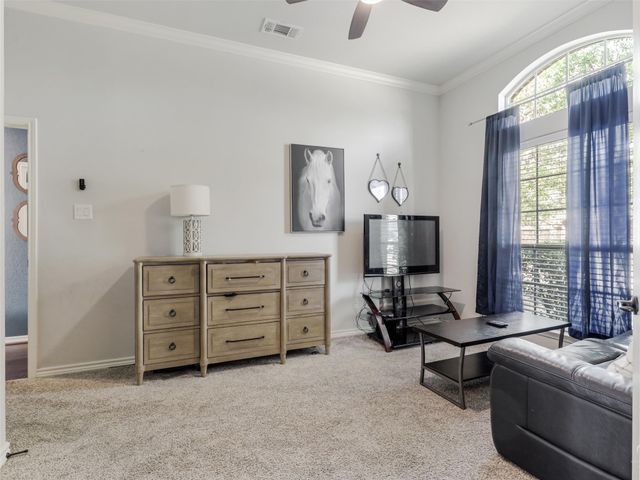 216 Wolf Drive, Forney, TX 75126