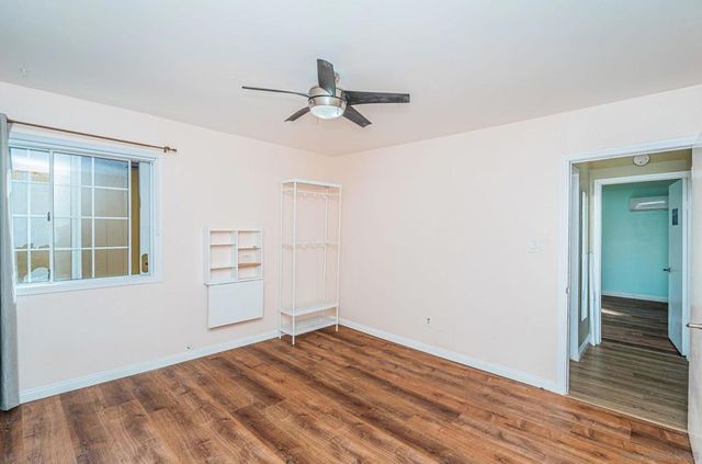 2559 Tuberose St, San Diego, CA 92105