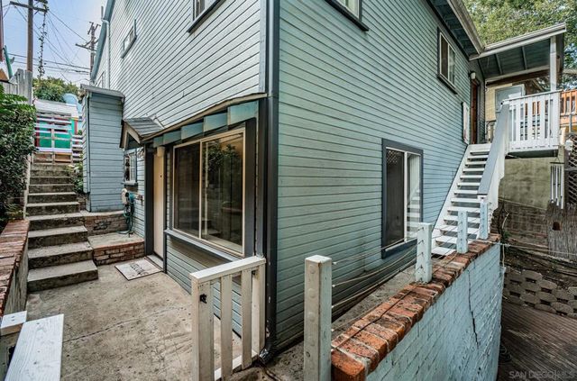 2559 Tuberose St, San Diego, CA 92105
