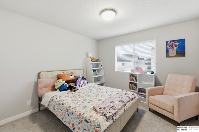 6615 N HWS Cleveland Boulevard, Omaha, NE 68116