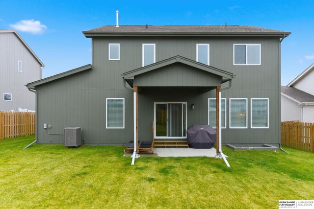 6615 N HWS Cleveland Boulevard, Omaha, NE 68116