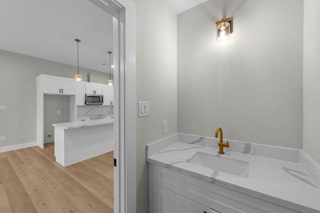 2348 Delafield Street, Houston, TX 77023