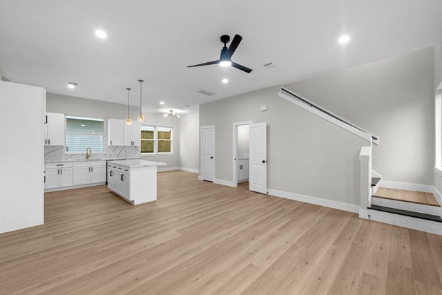 2348 Delafield Street, Houston, TX 77023