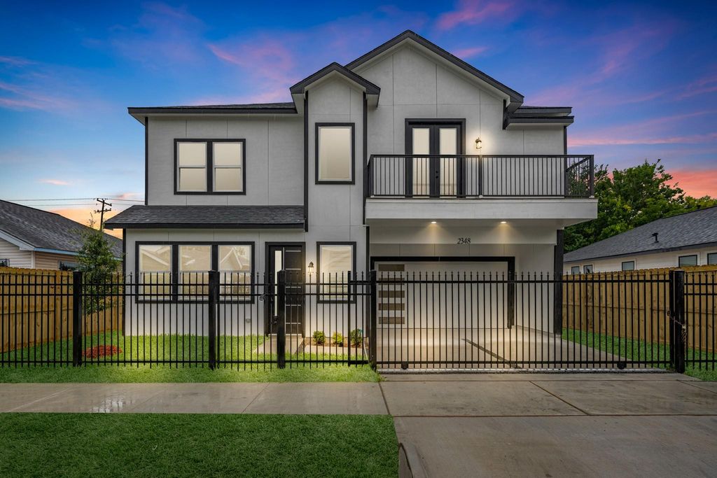2348 Delafield Street, Houston, TX 77023