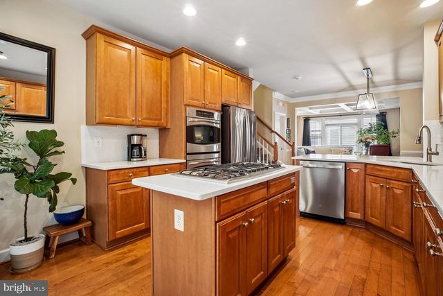 3308 KEMPER RD, Arlington, VA 22206