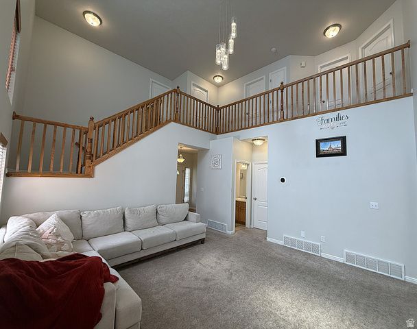 4034 W SCARSBOROUGH LN, West Jordan, UT 84084