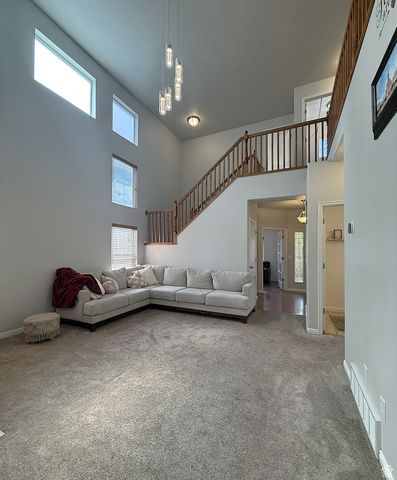 4034 W SCARSBOROUGH LN, West Jordan, UT 84084