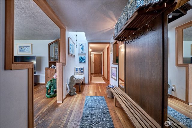 4064 Pipeline Road, Blaine, WA 98230