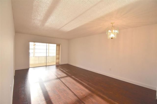 3051 Sunrise Lakes Drive 311, Sunrise, FL 33322