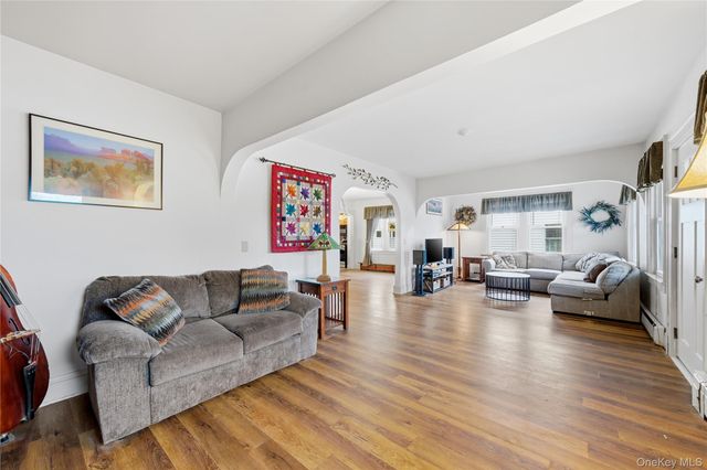 147 Church Avenue, Islip, NY 11751
