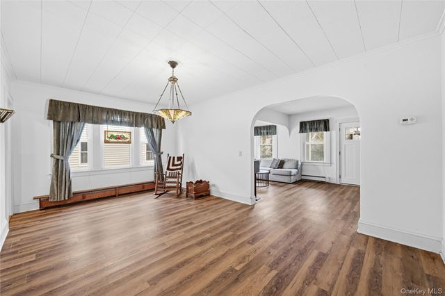 147 Church Avenue, Islip, NY 11751