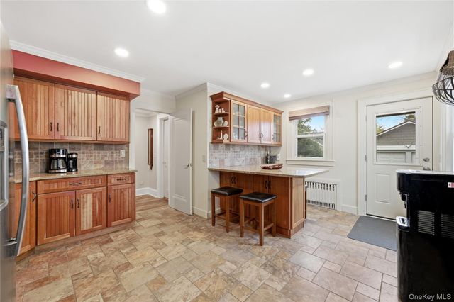 147 Church Avenue, Islip, NY 11751