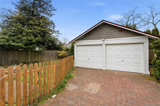 147 Church Avenue, Islip, NY 11751