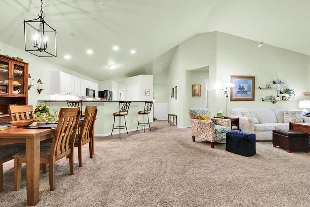 10210 Deerwood LANE, Franklin, WI 53132