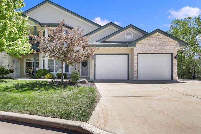 10210 Deerwood LANE, Franklin, WI 53132