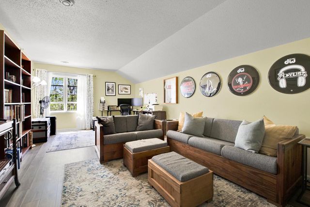 10210 Deerwood LANE, Franklin, WI 53132