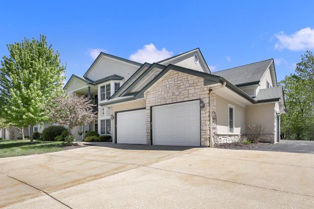 10210 Deerwood LANE, Franklin, WI 53132