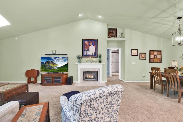 10210 Deerwood LANE, Franklin, WI 53132