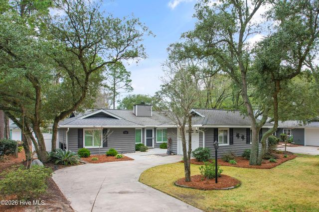 606 Camellia Lane, Sunset Beach, NC 28468