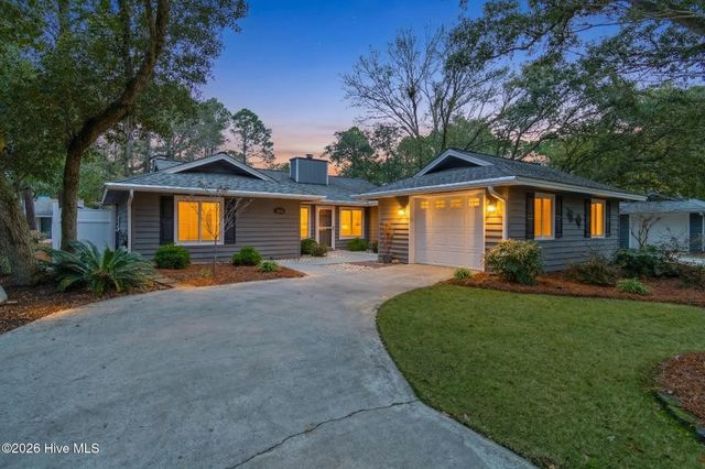 606 Camellia Lane, Sunset Beach, NC 28468