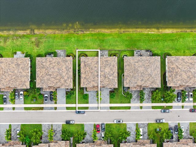 8697 Corvus, Lake Worth, FL 33467
