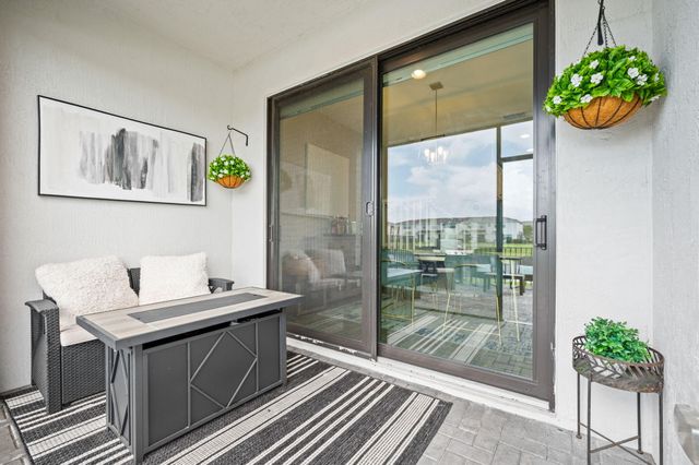 8697 Corvus, Lake Worth, FL 33467