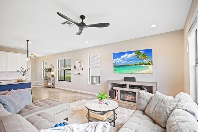 8697 Corvus, Lake Worth, FL 33467