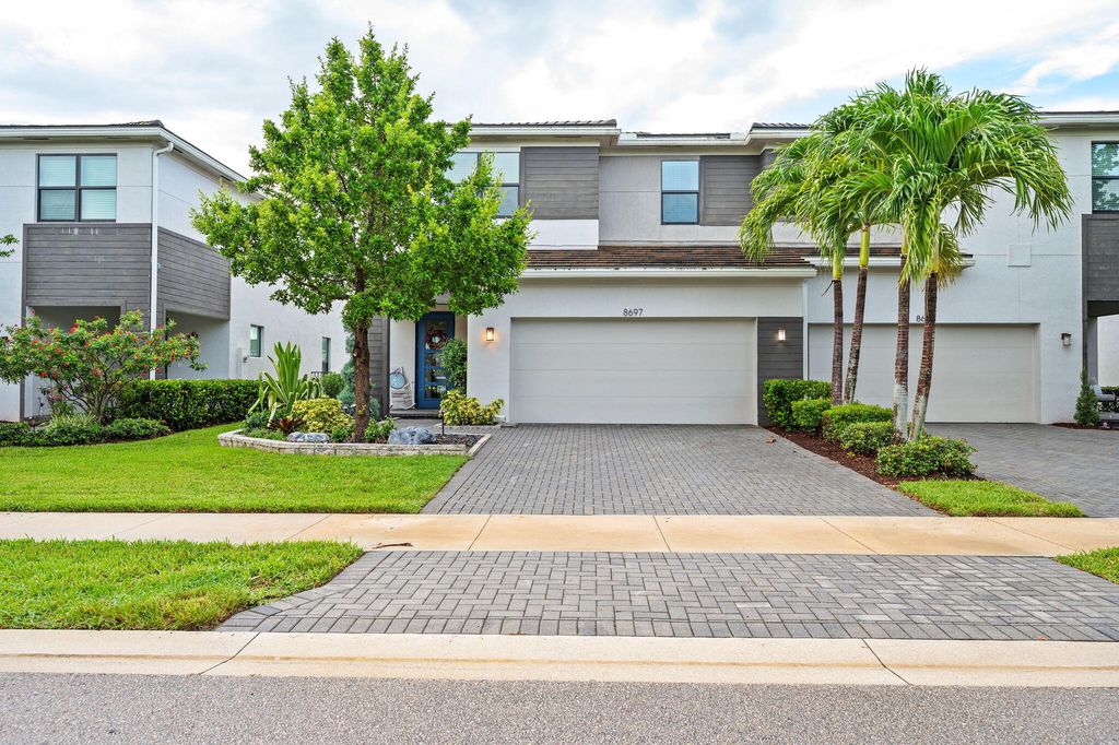 8697 Corvus, Lake Worth, FL 33467
