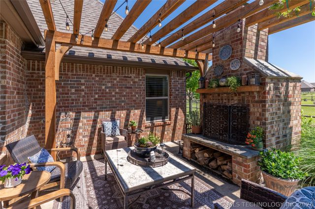 6957 N 195th East Avenue, Owasso, OK 74055