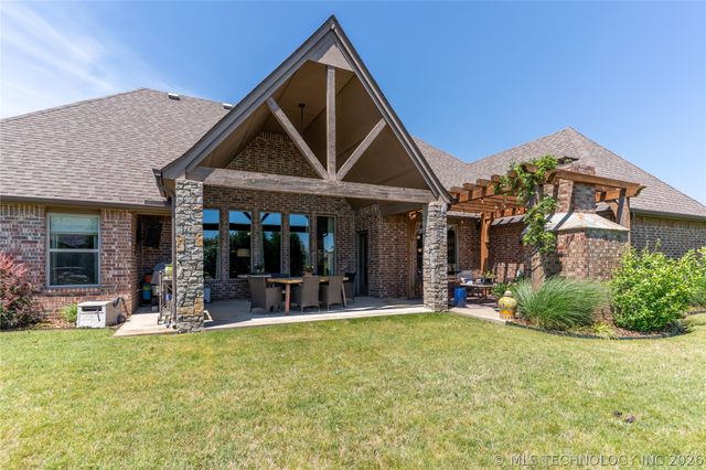 6957 N 195th East Avenue, Owasso, OK 74055