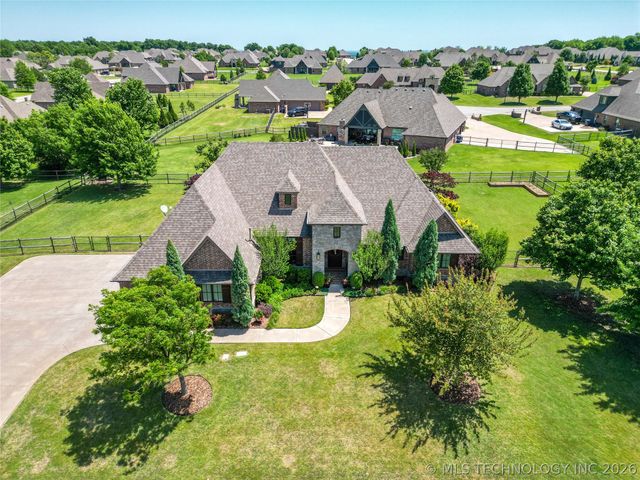 6957 N 195th East Avenue, Owasso, OK 74055